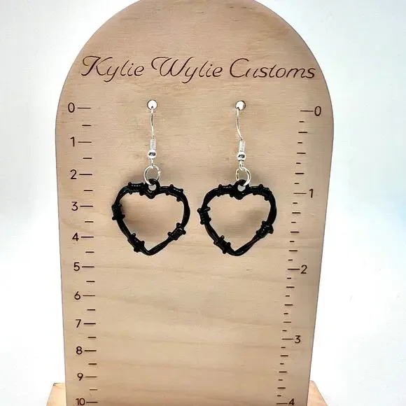 Barbed Heart Earrings - Barb Wire Accessories - Heart Accessory - Black Goth Gif - Picture 7 of 7